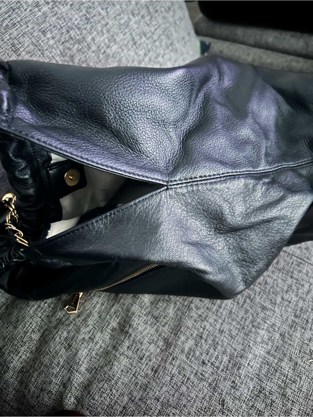 Aimee Large Lennon Shoulder Bag - Picture 13 of 15